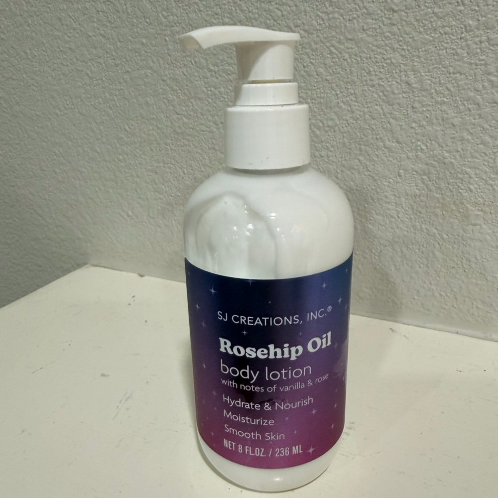 SJ Creations Rosehip Oil Body Lotion Vanilla Rose 8 oz Pump Bottle